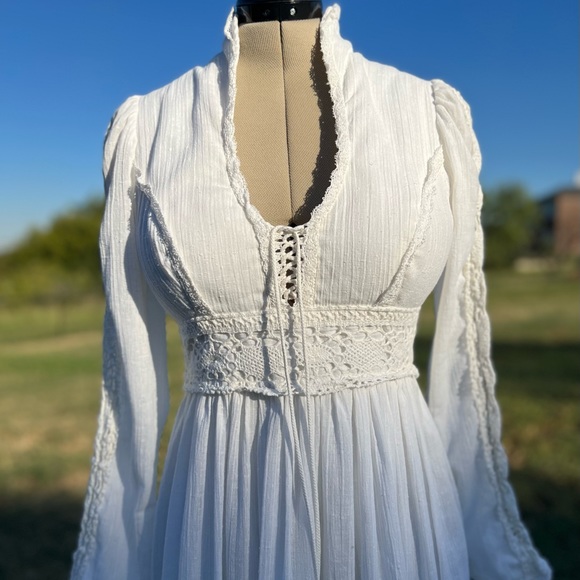 Gunne Sax Renaissance Dress - Picture 6 of 10